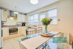 Photo 16- click for photo gallery